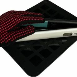 EPC? Hittebestendige Mat Met Handschoen - Stijltang - Krultang - Warmtetool - Siliconen Hittemat - Hitte Handschoen - Styling Haaraccessoire - Kappers Benodigdheden - Beschermer - Antislip - 230?C - Zwart / Roze -Babyliss Shop 550x356 5