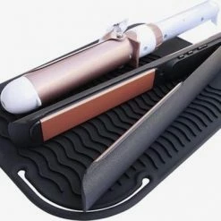 Without Lemons ZWART Hittemat Voor Krul En Stijltang |Hittebestendige Mat |Siliconen Mat | Mat Voor Krultang/stijltang/föhn | Anti-slip |Kappers Benodigdheden | Oprolbare Mat | Musthave | Cadeau | Vrouwen |Beauty | Make-up