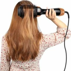 AG Store AG110 Luxe 3-in-1 Fohnborstel - Goud - Keramische Fohnborstels - Inclusief Travelbag, 12 Kleefrollen & 12 Haarclips - Ronde Borstel - 1000w - Krulborstel - Magic Brush - Lang/Kort/Stijl/Krullen Zwart 26 AG Store AG110 Luxe 3-in-1 Fohnborstel - Goud - Keramische Fohnborstels - Inclusief Travelbag, 12 Kleefrollen & 12 Haarclips - Ronde Borstel - 1000w - Krulborstel - Magic Brush - Lang/Kort/Stijl/Krullen Zwart -Babyliss Shop 550x538 5